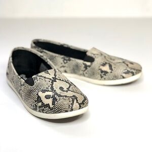 Airwalk python slip on shoes vegan snake size 9